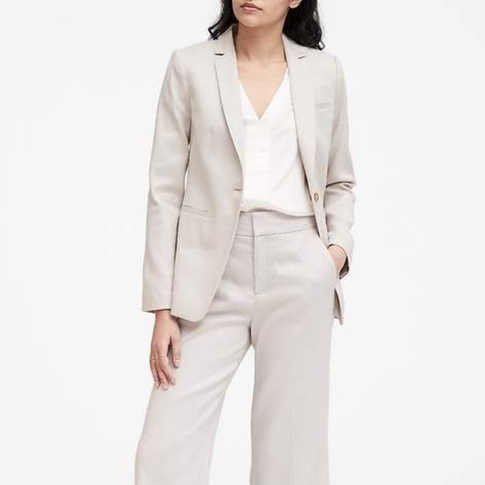 Banana Republic Long & Lean-Fit Linen-Cotton Blazer, size 0, beige/gray color